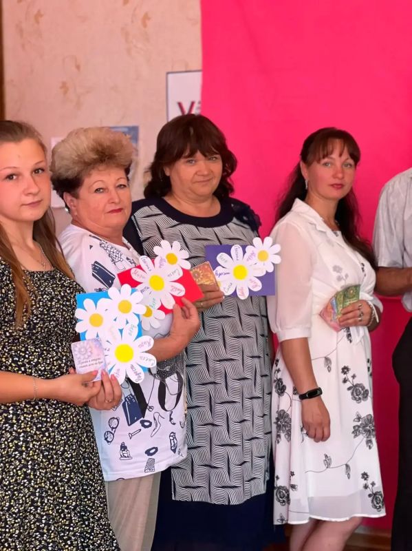 8 июля в МБУ клуб "Шахтер" в рамках партийного проекта прошло замечательное мероприятие, для «Старшего поколения» посвященное Дню Семьи,Любви и Верности 8 июля в МБУ клуб "Шахтер" в рамках партийного проекта прошло замечательное мероприятие, для «Старшего поколения» посвященное Дню Семьи,Любви и Верности