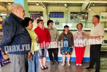 В Кировском районе состоялась встреча с трудовым коллективом ледово-спортивного комплекса «Лидер», которую провёл заместитель главы администрации г. о. Донецк. В рамках стратегии, заданной Главой ДНР Денисом Пушилиным...