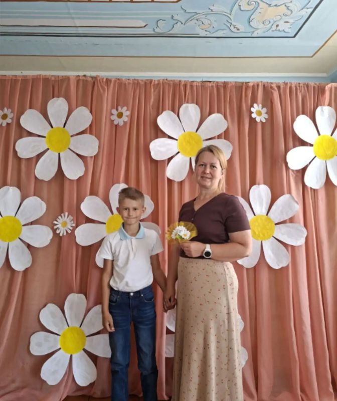 «Счастье моё — семья!». В Стыльском центре греческой культуры царила невероятно теплая атмосфера! Здесь прошла большая развлекательная программа, посвященная Дню семьи, любви и верности «Счастье моё — семья!». В Стыльском центре греческой культуры царила невероятно теплая атмосфера! Здесь прошла большая развлекательная программа, посвященная Дню семьи, любви и верности