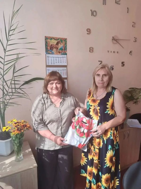 В честь Дня семьи, любви и верности в нашем городском округе Дебальцево прошло тёплое и душевное мероприятие, которое состояло из двух значимых этапов В честь Дня семьи, любви и верности в нашем городском округе Дебальцево прошло тёплое и душевное мероприятие, которое состояло из двух значимых этапов