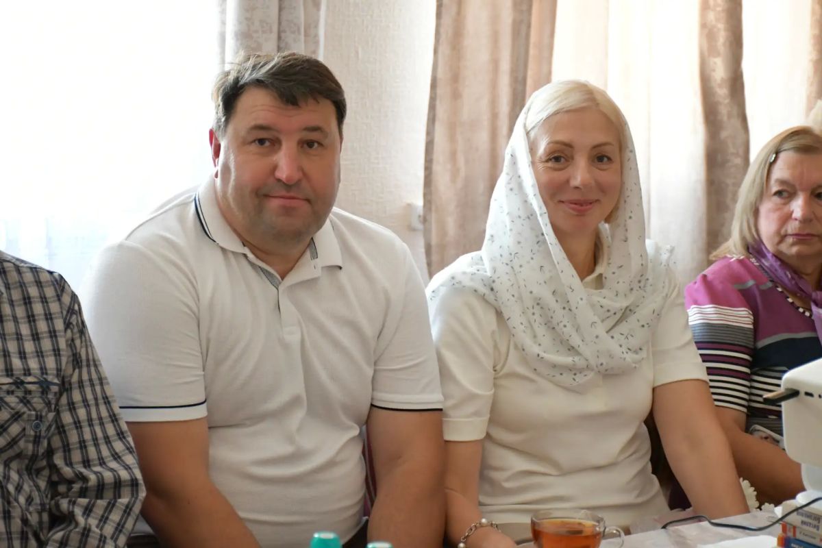 Семья — это фундамент, на котором строится всё самое важное в нашей жизни Семья — это фундамент, на котором строится всё самое важное в нашей жизни
