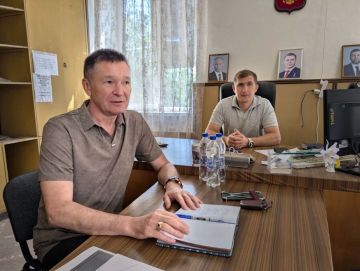 Заместитель главы Администрации Старобешевского муниципального округа Сергей Осадчий провел встречу с жителями села Марьяновка, где были подняты актуальные вопросы жизнедеятельности населенного пункта