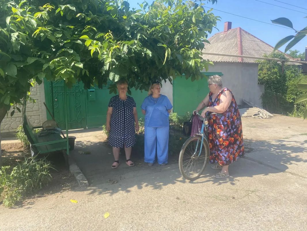 08.07.2026 года в посёлке городского типа Мироновский прошла встреча жителей с заведующей Мироновским территориальным сектором Управления по работе с территориальными органами администрации городского округа Дебальцево...