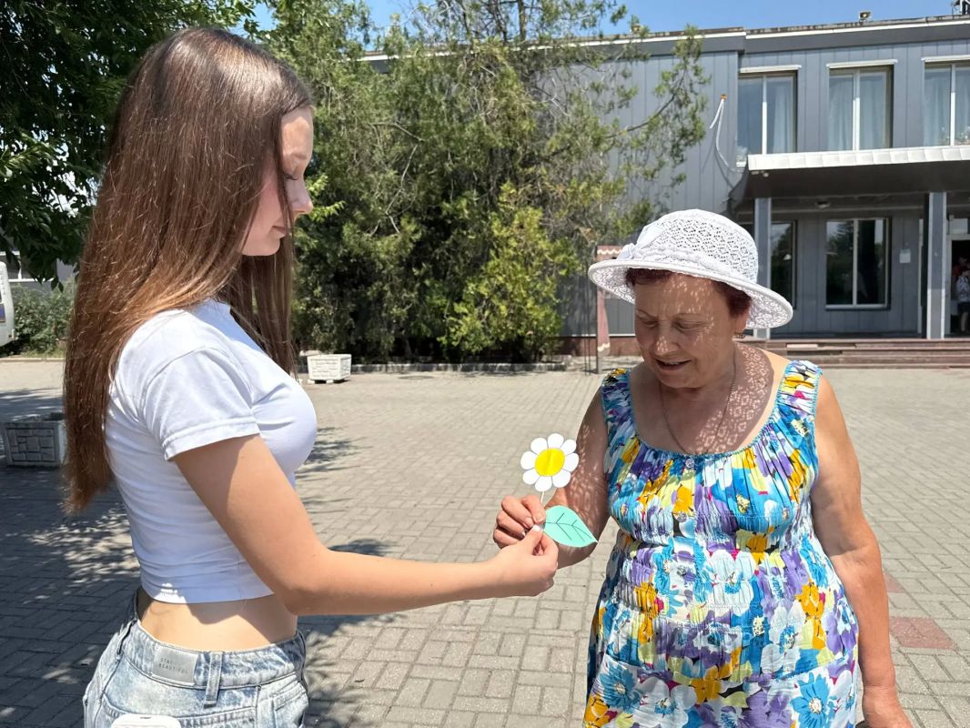 Дарим частичку тепла и любви! Дарим частичку тепла и любви!