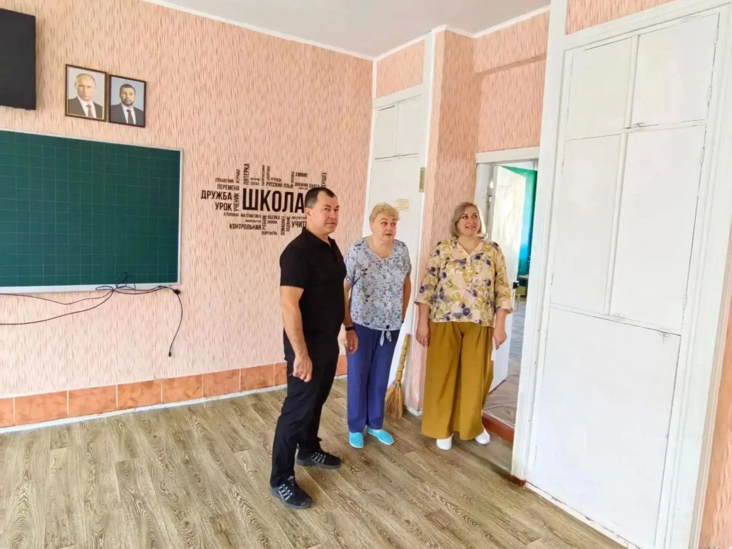 В Шахтерском округе работает мониторинговая группа оценки готовности образовательных организаций к учебному году В Шахтерском округе работает мониторинговая группа оценки готовности образовательных организаций к учебному году