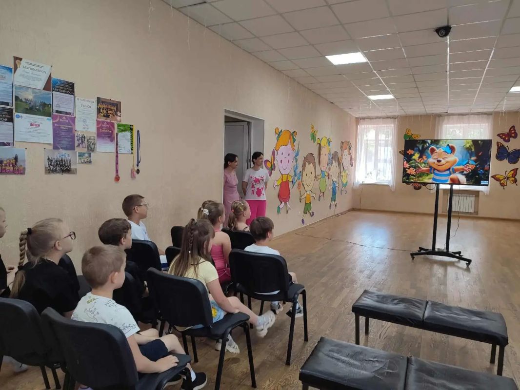 Игорь Мартынов: Старт второй смены «Арт-каникул» Игорь Мартынов: Старт второй смены «Арт-каникул»