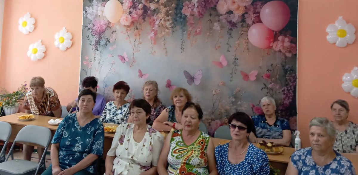 В рамках празднования Дня семьи, любви и верности в центральной городской модельной библиотеке прошла развлекательная программа «Семья — вот истинное счастье!» В рамках празднования Дня семьи, любви и верности в центральной городской модельной библиотеке прошла развлекательная программа «Семья — вот истинное счастье!»