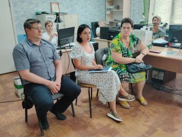 Очередной круглый стол «Zа здоровье», организованный по инициативе главного врача «ММКЦ «БИЛ» г. Мариуполя», координатора здравоохранения города Валентины Гавриляк, прошел в Управлении труда и социальной защиты населения...