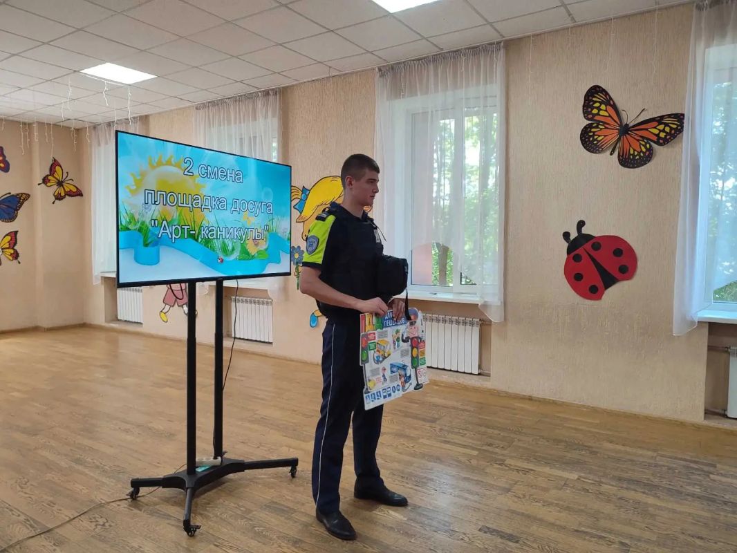 Игорь Мартынов: Старт второй смены «Арт-каникул» Игорь Мартынов: Старт второй смены «Арт-каникул»