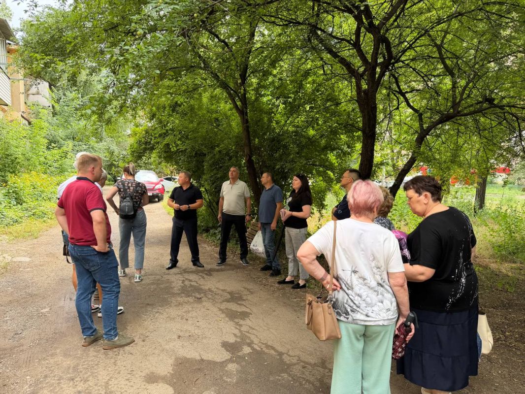Состоялась встреча с жителями Ворошиловского района Состоялась встреча с жителями Ворошиловского района