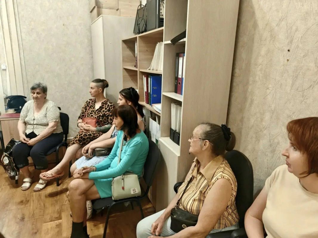 Семинар в Снежном: новые подходы к работе с семьями, затронутыми зависимостью Семинар в Снежном: новые подходы к работе с семьями, затронутыми зависимостью