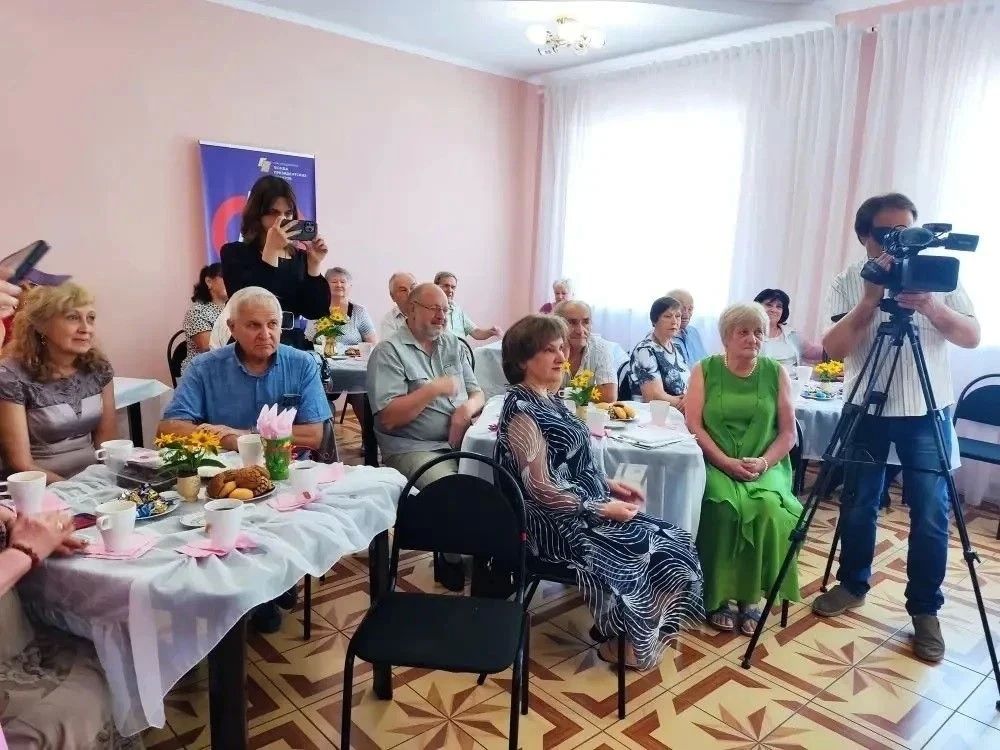 Семья - опора общества: в Харцызске чествовали крепкие супружеские пары Семья - опора общества: в Харцызске чествовали крепкие супружеские пары