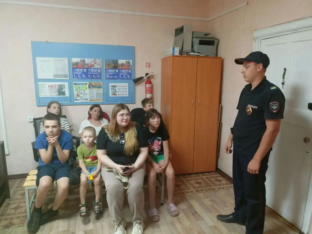 Крепкая семья: ценности, забота и взаимопонимание Крепкая семья: ценности, забота и взаимопонимание