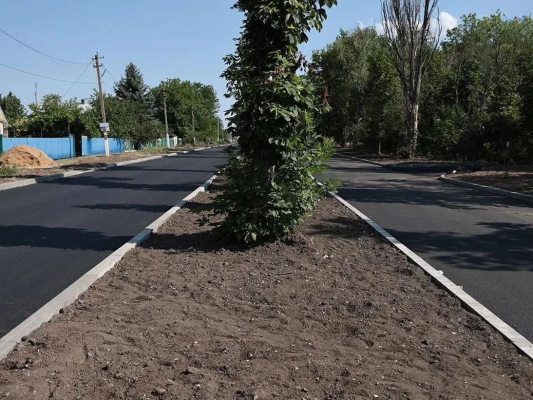 Александр Бондаренко: Дороги, которые ведут к дому: более 110 километров уже приведено к нормативу Александр Бондаренко: Дороги, которые ведут к дому: более 110 километров уже приведено к нормативу