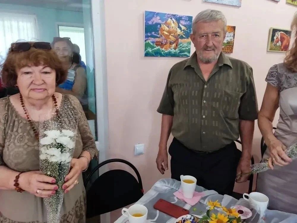 Семья - опора общества: в Харцызске чествовали крепкие супружеские пары Семья - опора общества: в Харцызске чествовали крепкие супружеские пары