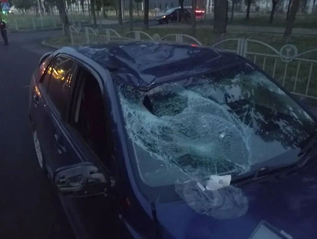 Полицейские проводят проверку по факту ДТП, в результате которого пострадал подросток Полицейские проводят проверку по факту ДТП, в результате которого пострадал подросток