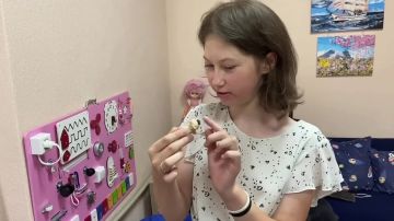 Уполномоченный по правам ребёнка в ДНР Таисия Чернявская посетила девочку Софию, недавно эвакуированную из Константиновки