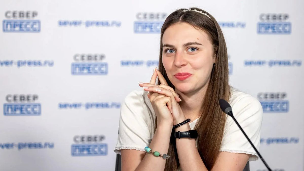 Студенты и сотрудники биологического факультета изучают древесные сообщества Арктики