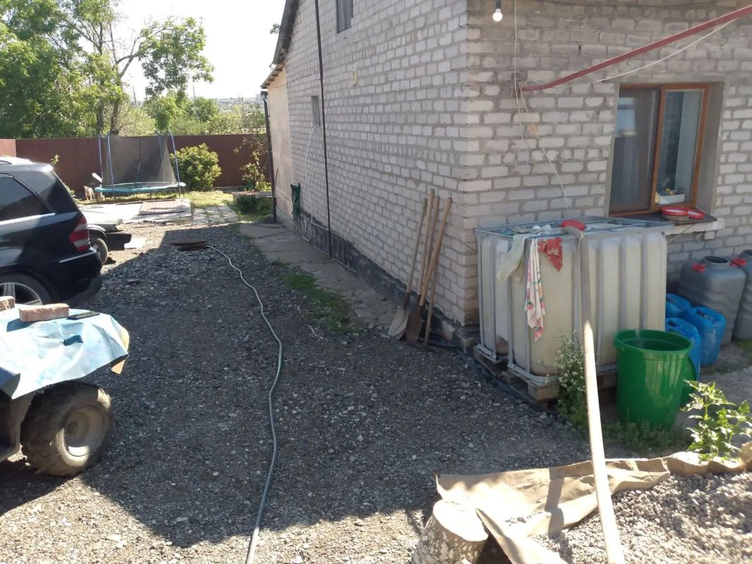 Сегодня, 13 июля, в Кировском внутригородском районе при поддержке региона-шефа Московская область произведен подвоз воды в жилом массиве «Путь Ильича» для жителей улиц Кальмана, Тихая, Алексеева, Матросова Сегодня, 13 июля, в Кировском внутригородском районе при поддержке региона-шефа Московская область произведен подвоз воды в жилом массиве «Путь Ильича» для жителей улиц Кальмана, Тихая, Алексеева, Матросова