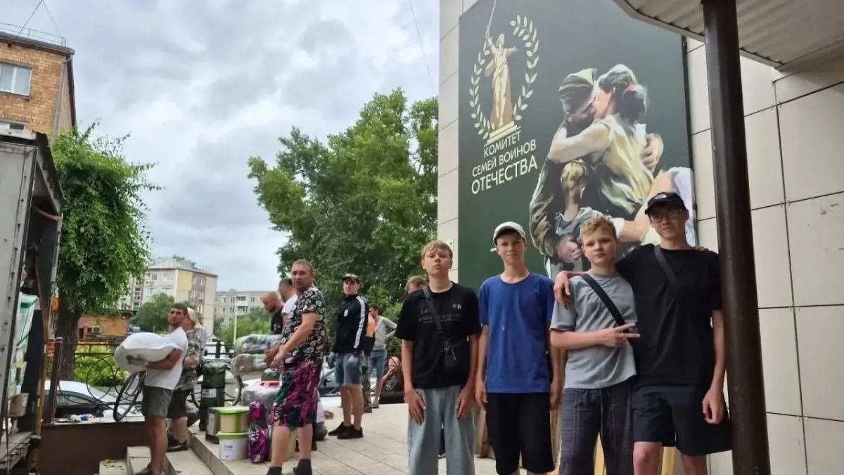 Вчера команда КСВО Минусинска отметила День семьи, любви и верности Вчера команда КСВО Минусинска отметила День семьи, любви и верности