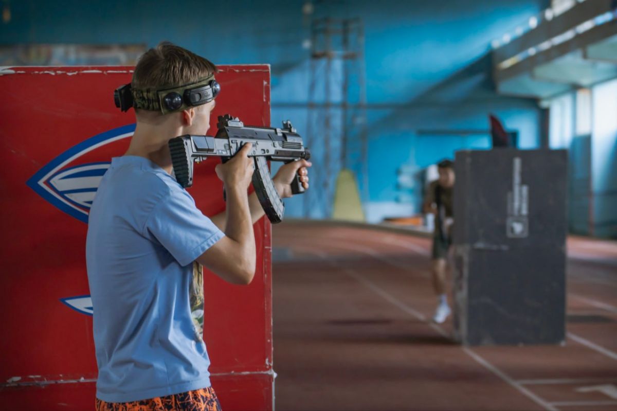 В Донецке прошёл финал первого фиджитал-турнира по Counter-Strike и лазертагу В Донецке прошёл финал первого фиджитал-турнира по Counter-Strike и лазертагу