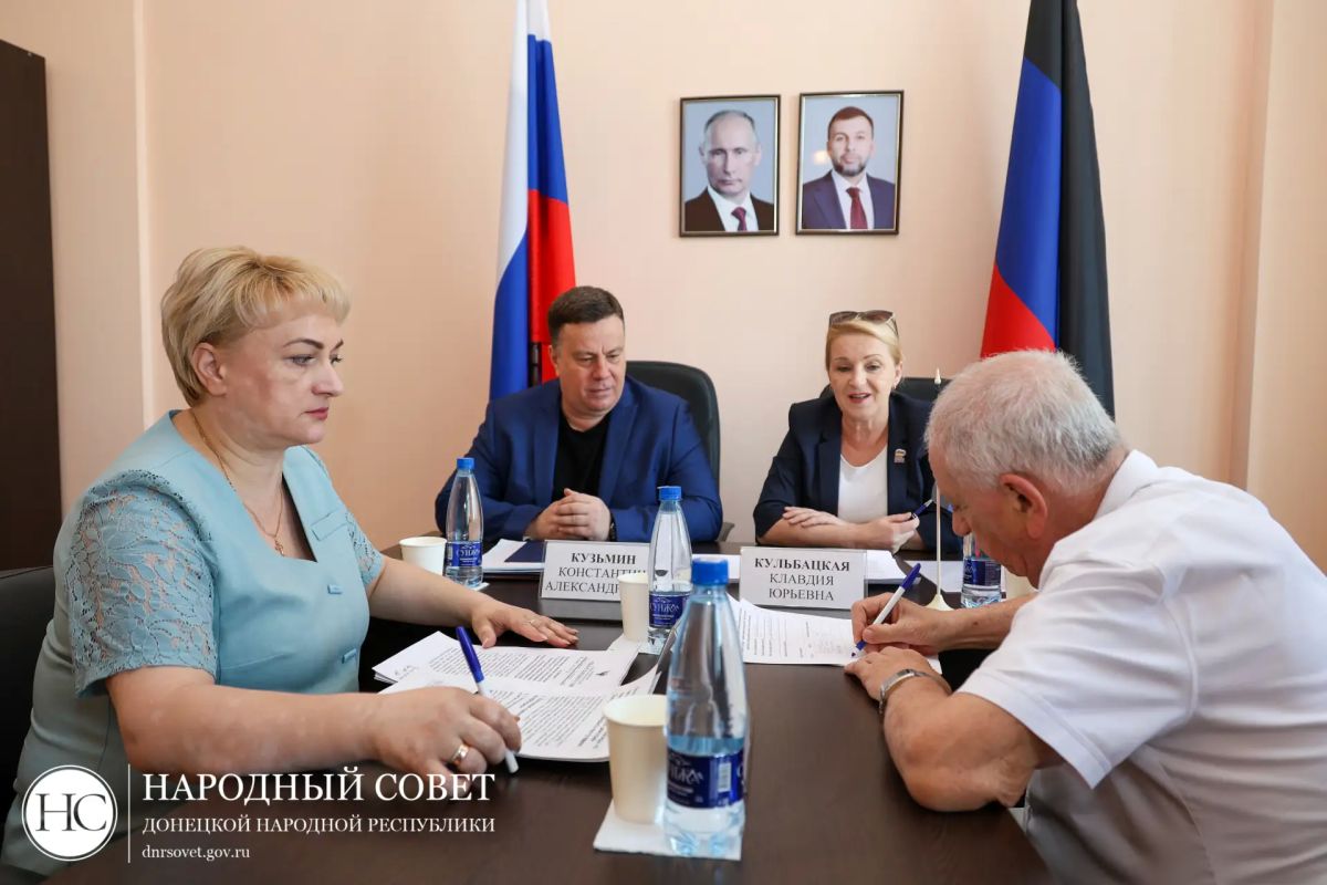 Константин Кузьмин: Принял участие в заседании Комитета по труду, занятости, социальной политике и делам ветеранов