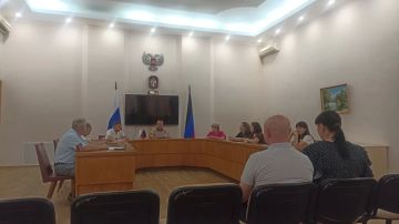 Сегодня состоялось внеочередное заседание Тельмановского муниципального совета