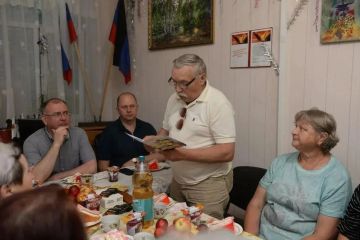 Поздравление ветеранов ЕМЗ с Днём металлурга