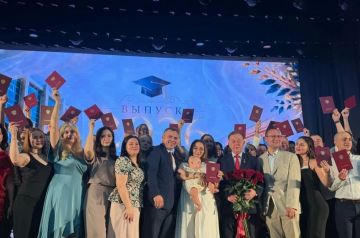 Более 400 выпускников ординатуры Донецкого медуниверситета получили дипломы