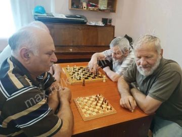 Во Дворце культуры и техники г. Донецка состоялся шахматный турнир "Беспроигрышная комбинация"