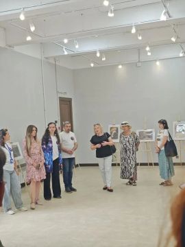 В Мариуполе открылась выставка работ участников городского клуба фотолюбителей