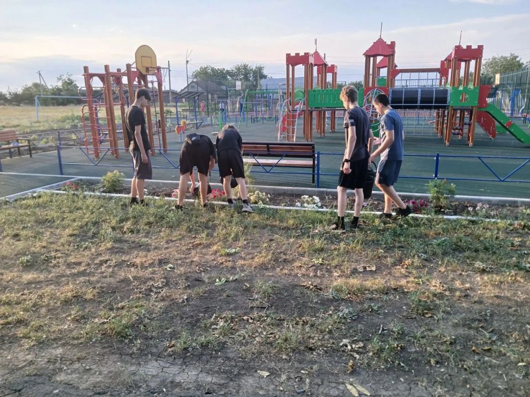 Субботник в селе Македоновка — вместе делаем родное село лучше! Субботник в селе Македоновка — вместе делаем родное село лучше!