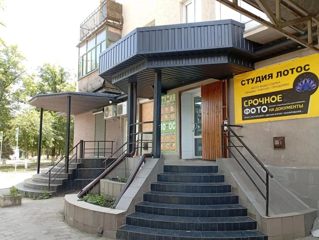 Торговые объекты Ясиноватой активно преображаются Торговые объекты Ясиноватой активно преображаются
