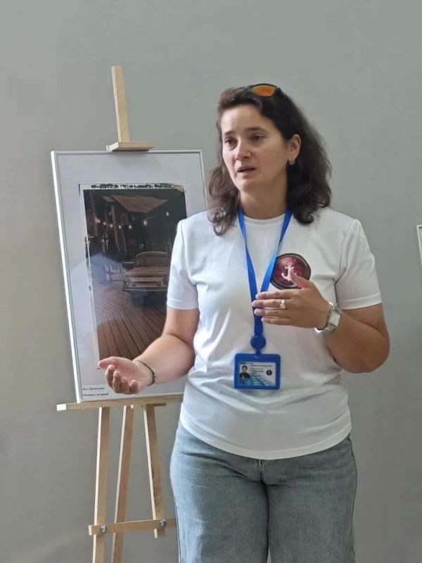 В Мариуполе открылась выставка работ участников городского клуба фотолюбителей В Мариуполе открылась выставка работ участников городского клуба фотолюбителей