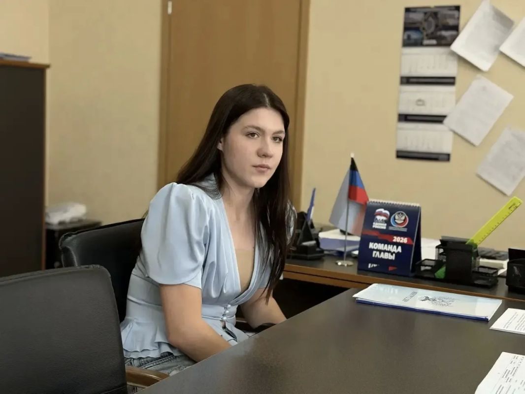 Алексей Исаев: Тесное взаимодействие с молодежным движением «Движение Первых» — шаг к развитию и поддержке подрастающего поколения ДНР Алексей Исаев: Тесное взаимодействие с молодежным движением «Движение Первых» — шаг к развитию и поддержке подрастающего поколения ДНР
