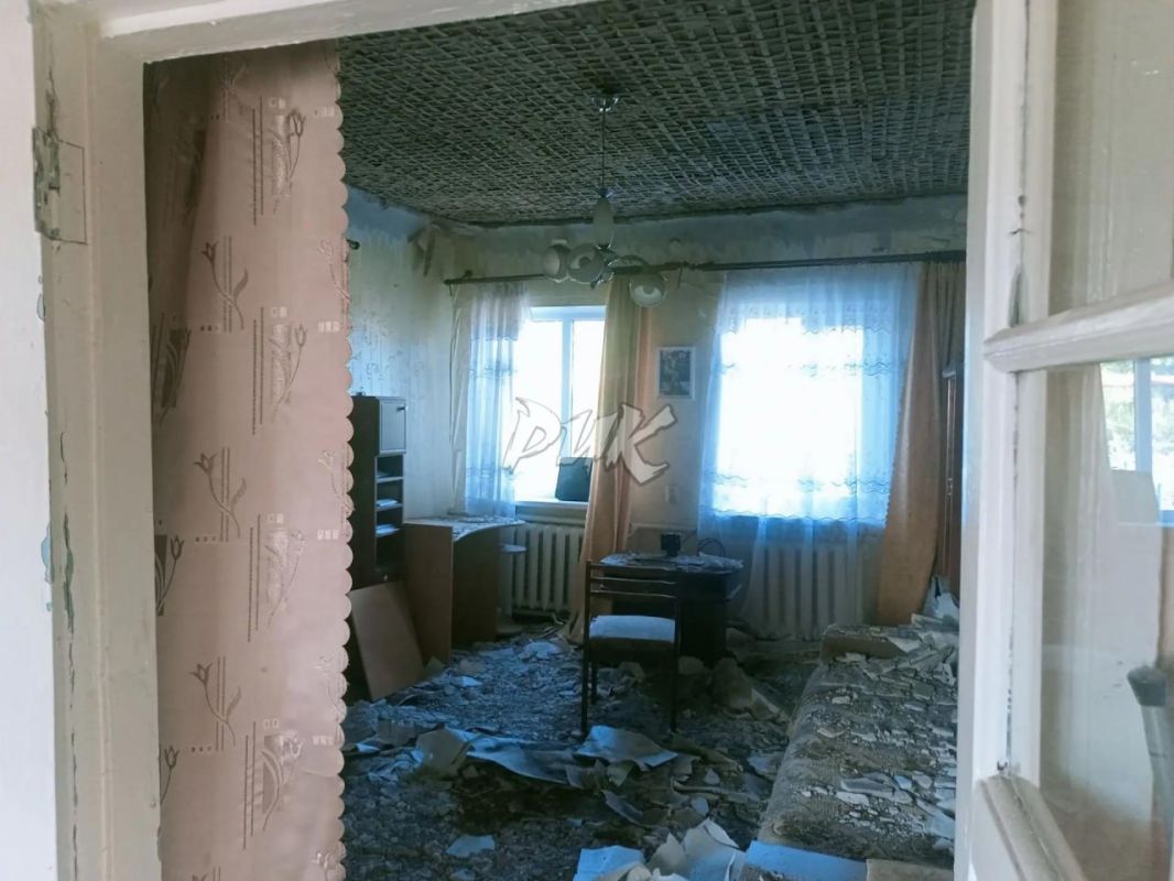 Последствия ночного обстрела Горловки Последствия ночного обстрела Горловки
