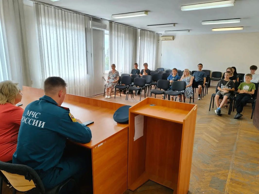 Безопасное лето: в Макеевке обсудили правила поведения на водных объектах Безопасное лето: в Макеевке обсудили правила поведения на водных объектах