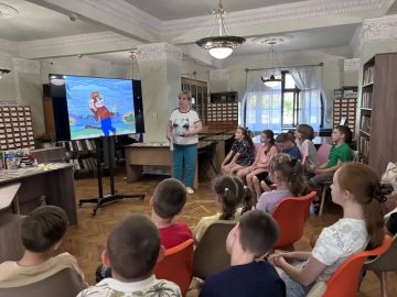 Воспитанники пришкольного лагеря «Веснушки» посетили библиотеку №6