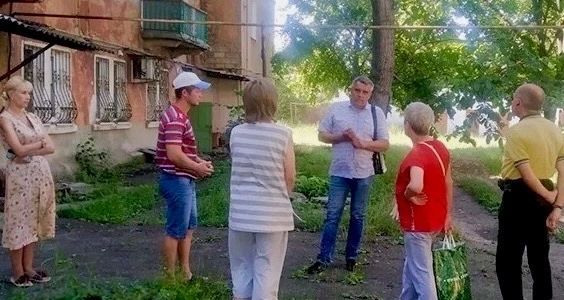 Сегодня, 16 июля, по поручению Главы Республики Дениса Пушилина, руководитель Управы Кировского внутригородского района Администрации городского округа Макеевка Донецкой Народной Республики провел встречу с жителями района...