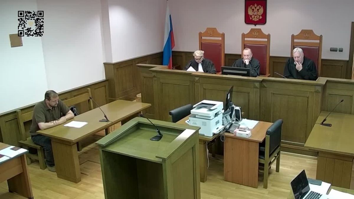 Маркетплейс несет ответственность за убытки, причиненные потребителю вследствие предоставления ему недостоверной или неполной информации, напомнил ВС России