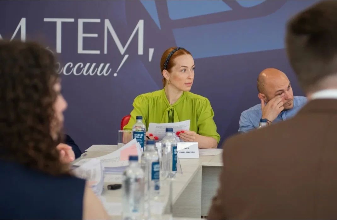 Заседание экспертного совета Республиканской премии «Гордость Донбасса», проводимой в рамках спецпроекта «За дело» Заседание экспертного совета Республиканской премии «Гордость Донбасса», проводимой в рамках спецпроекта «За дело»