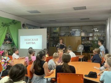 В Снежном продолжает работу летняя площадка «Творческий калейдоскоп»