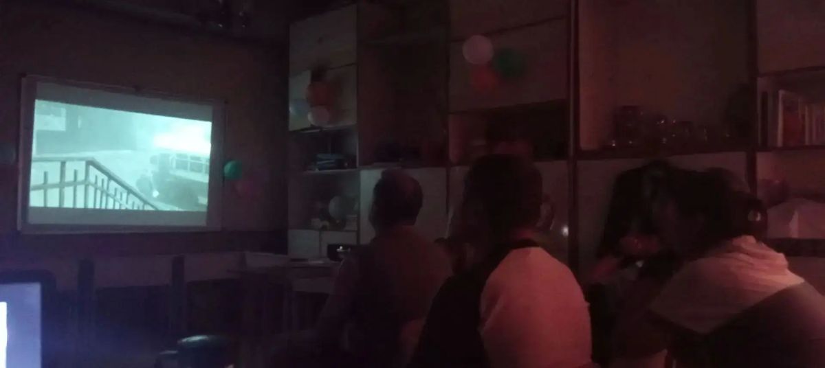 Ко Дню Металлурга В Светлодарском Дворце культуры в п Новолуганское организован показ художественного фильма "Весна на заречной улице" Ко Дню Металлурга В Светлодарском Дворце культуры в п Новолуганское организован показ художественного фильма "Весна на заречной улице"