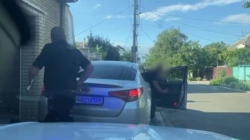 Автоинспекторы задержали нарушителя ПДД в Мариуполе