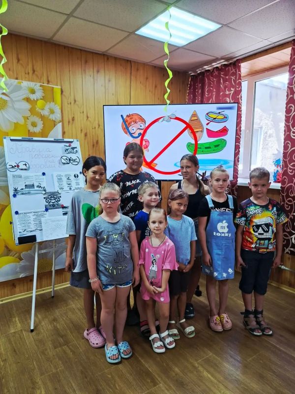 Летом в учреждениях культуры Новоазовского муниципального округа проходят не только развлекательные, но и образовательные мероприятия, направленные на безопасность детей Летом в учреждениях культуры Новоазовского муниципального округа проходят не только развлекательные, но и образовательные мероприятия, направленные на безопасность детей