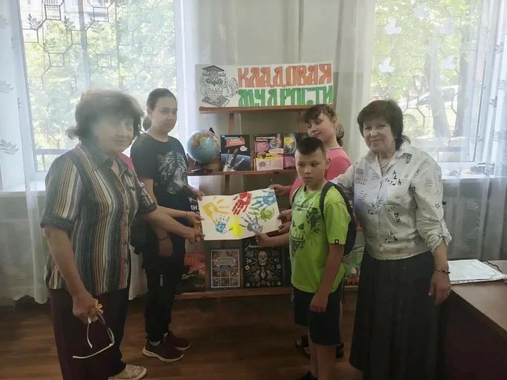 Ко дню воспоминания любимых книжек сегодня в библиотеке-филиале №2 прошел литературно-познавательный час «Кладовая мудрости» Ко дню воспоминания любимых книжек сегодня в библиотеке-филиале №2 прошел литературно-познавательный час «Кладовая мудрости»