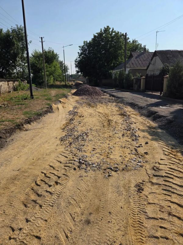 Дороги Старобешевского округа обновляются: ход ремонтных работ Дороги Старобешевского округа обновляются: ход ремонтных работ