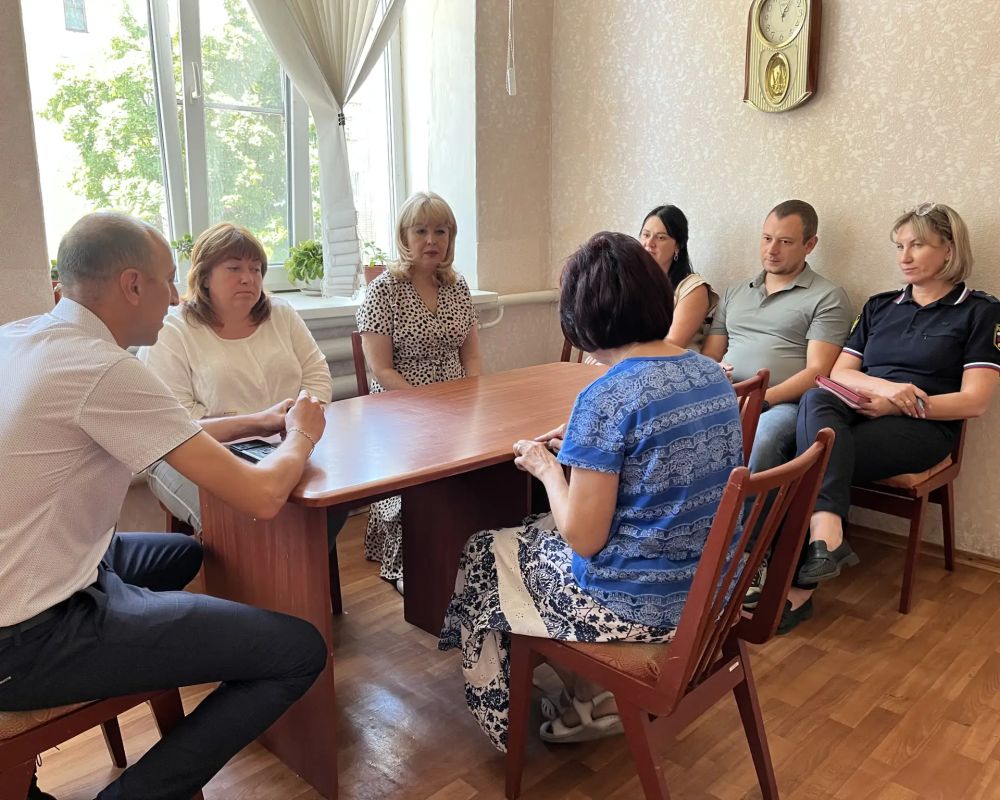 Заместитель главы провел рабочую встречу с руководителями учреждений