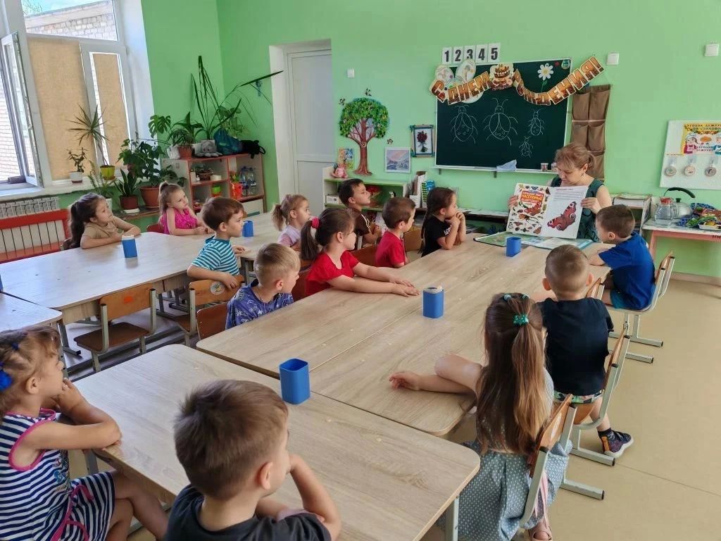 Очередной познавательно-увлекательный день прошел в пятницу у дошколят детского сада № 5 «Солнышко» Очередной познавательно-увлекательный день прошел в пятницу у дошколят детского сада № 5 «Солнышко»