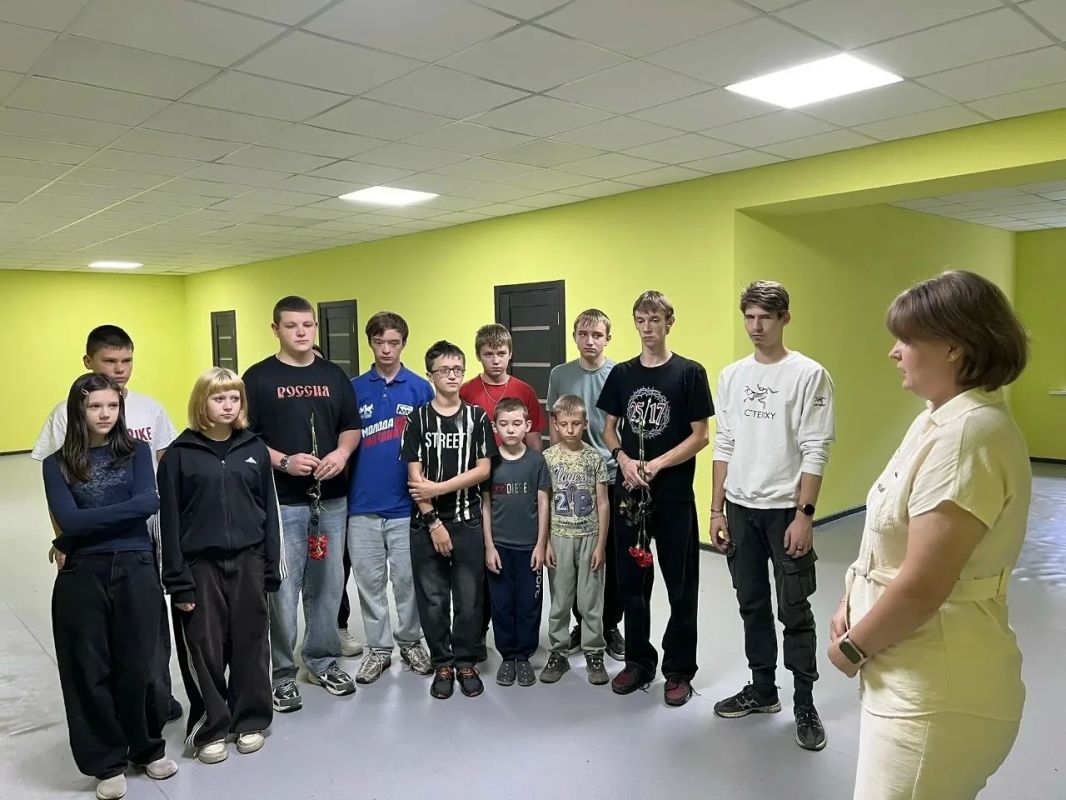 В Молодежном пространстве Снежного состоялись встречи, направленные на объединение и развитие молодежи В Молодежном пространстве Снежного состоялись встречи, направленные на объединение и развитие молодежи